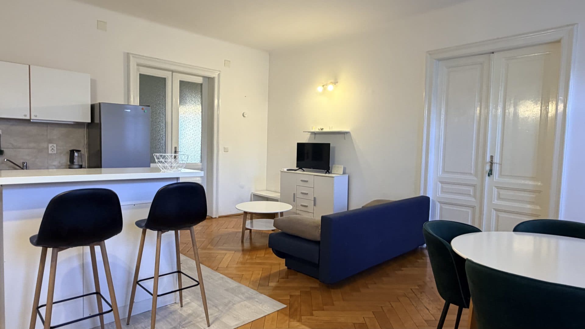 Rijeka - centar, dvosoban stan za najam 72 m2 — photo 2