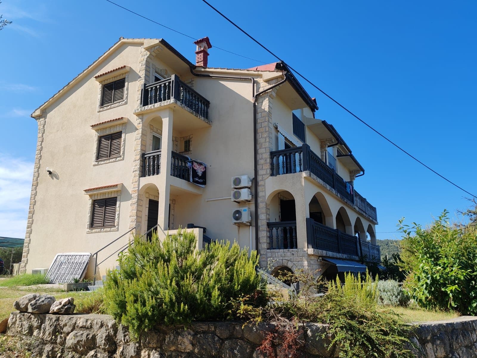 Rab, 2 bedroom ground floor apartment 84 m2 with an garden 39 m2 — photo 13