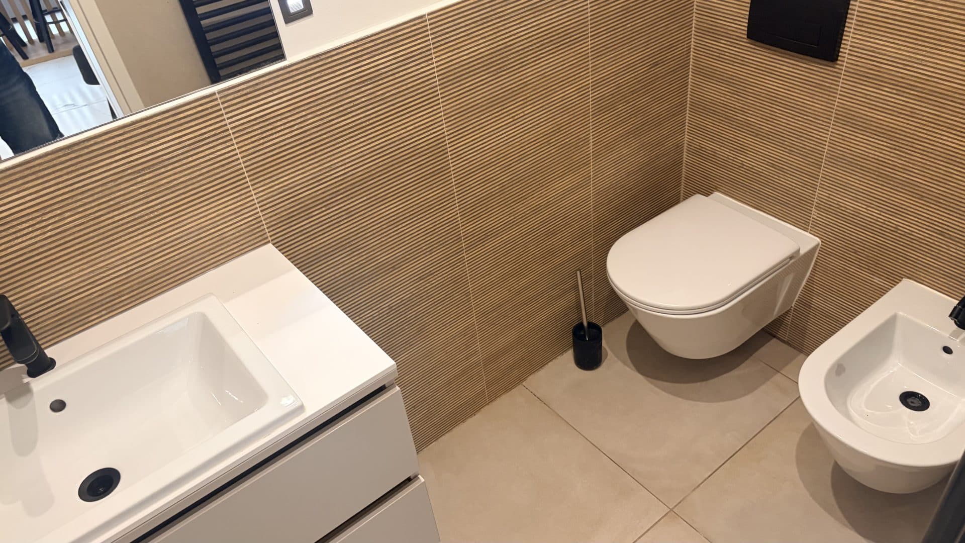 Rijeka -Centar, studio for rent 25 m2 — photo 4