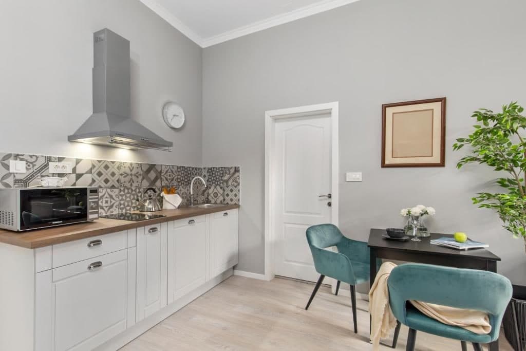 Rijeka - Centar, garsonjera za najam 24 m2 — Centar