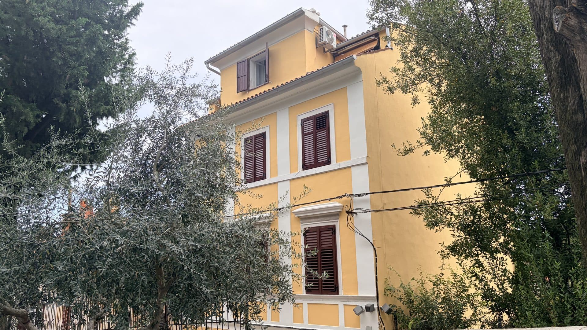Pula-Centar, dvosoban stan na odlicnoj lokaciji, 50 m2 — Foto 1