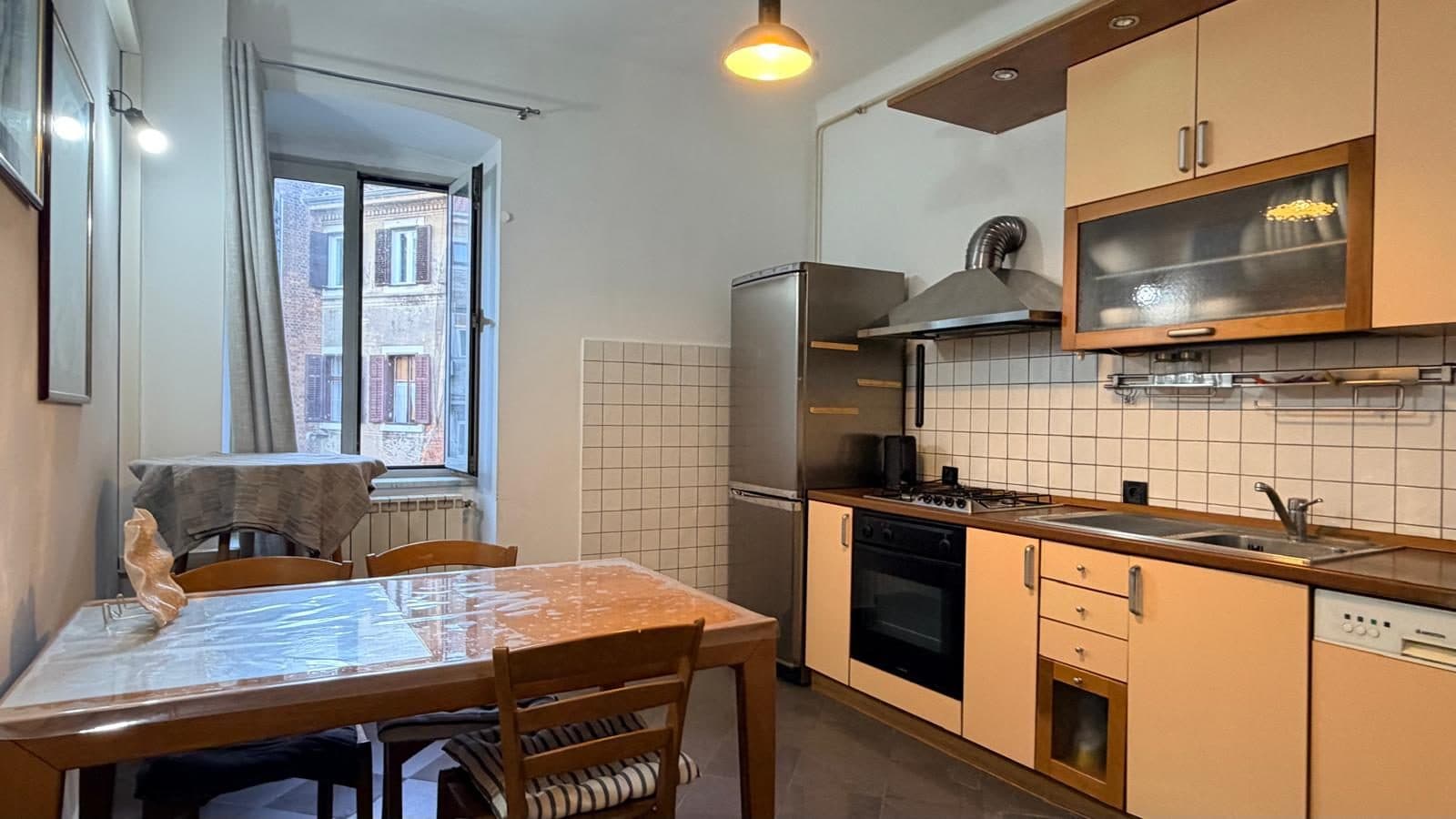 Rijeka - Centar, 2-bedroom apartment. — foto 3