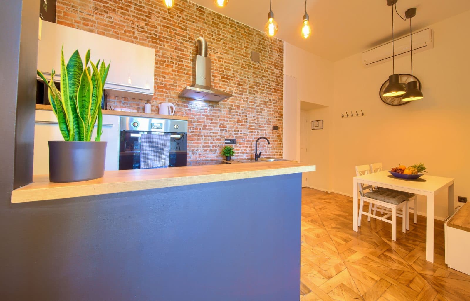 Rijeka, City Centre, Two Apartments, 74 m², in a Historic Palace — photo 18