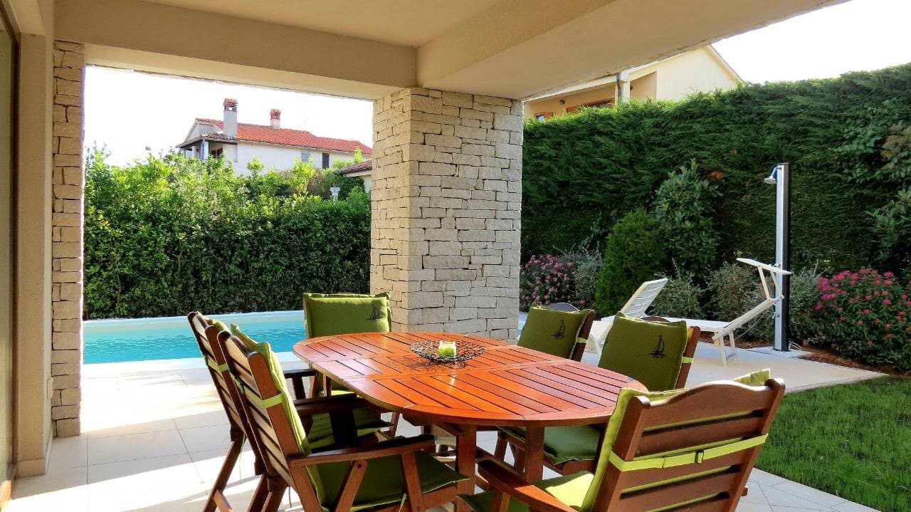 Ližnjan, luxerious villa with pool. — foto 7