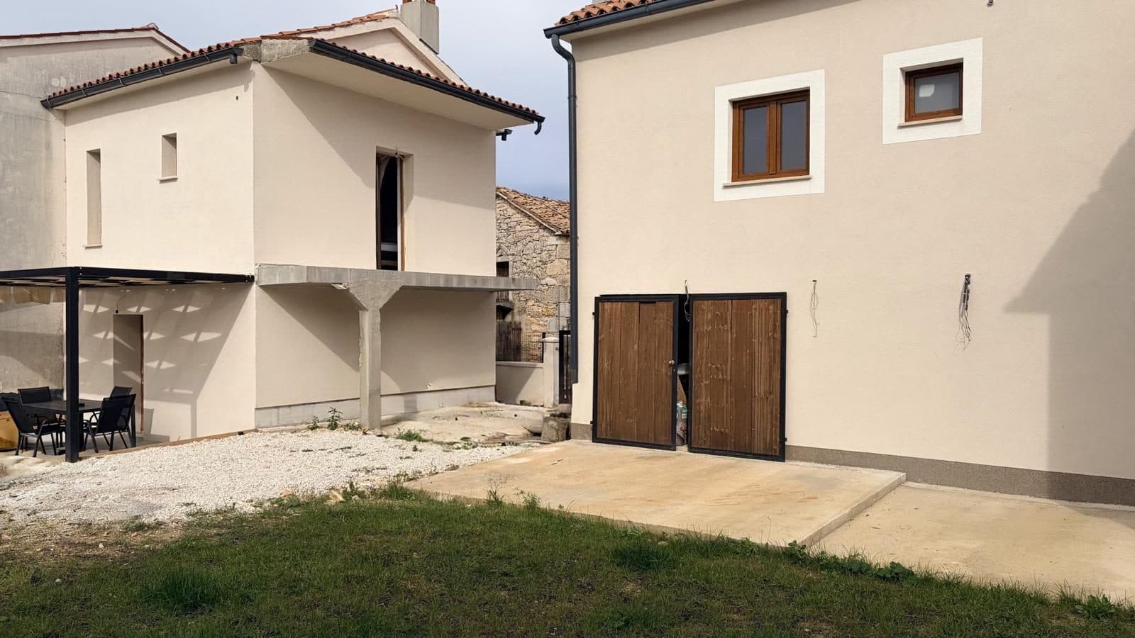 Two homes on one plot in Istria near Vižnada — foto 13
