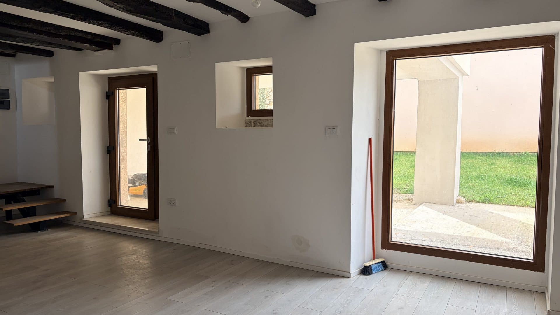 Two homes on one plot in Istria near Vižnada — foto 4